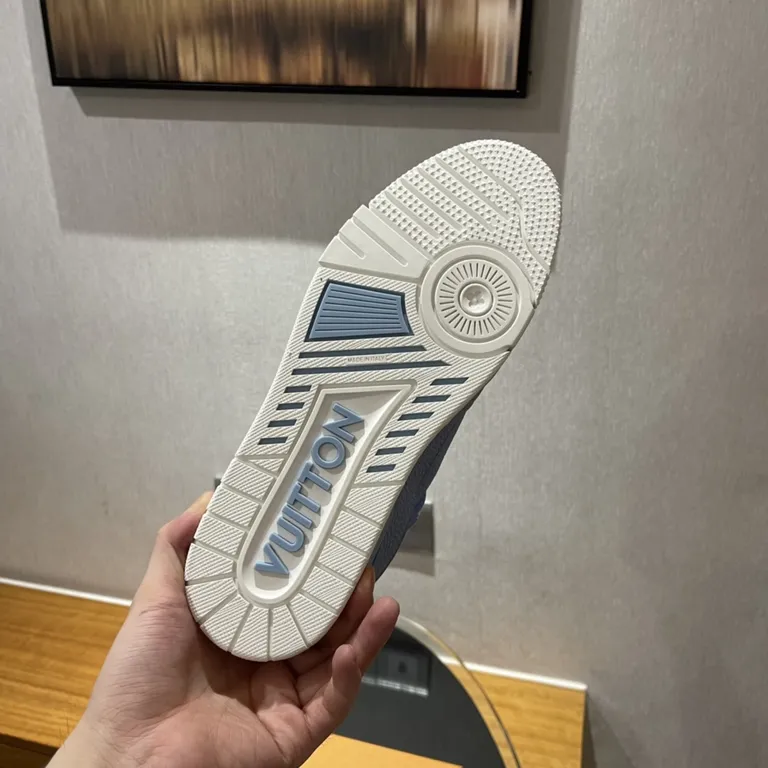 Louis Vuitton Shoe 